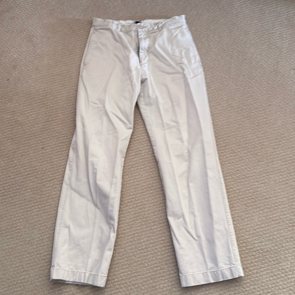 Jcrew broken in regular fit 32w-32l beige